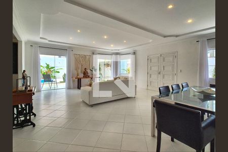 Sala de casa à venda com 4 quartos, 688m² em Recreio dos Bandeirantes, Rio de Janeiro