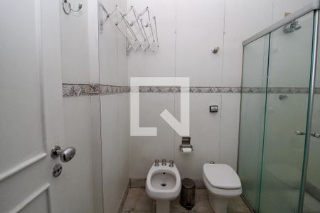 Banheiro de apartamento à venda com 1 quarto, 50m² em Centro, Belo Horizonte