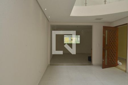 Sala de casa à venda com 4 quartos, 264m² em Vila Pires, Santo André