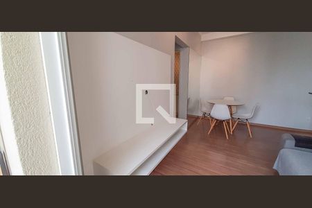 Sala de Estar de apartamento para alugar com 2 quartos, 57m² em Umuarama, Osasco
