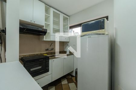 Sala/Cozinha de apartamento à venda com 1 quarto, 50m² em Bela Vista, São Paulo