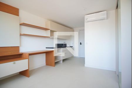 Cozinha de kitnet/studio para alugar com 1 quarto, 26m² em Rio Branco, Porto Alegre