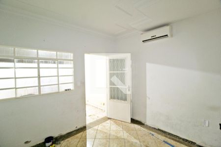 Sala de casa para alugar com 2 quartos, 75m² em Laranjeiras, Uberlândia