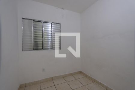 Quarto 2 de casa para alugar com 2 quartos, 52m² em Parque São Rafael, São Paulo