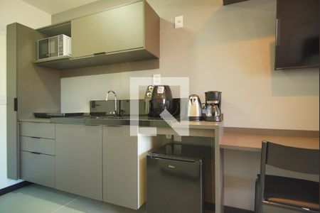 Cozinha de kitnet/studio para alugar com 1 quarto, 26m² em Rio Branco, Porto Alegre