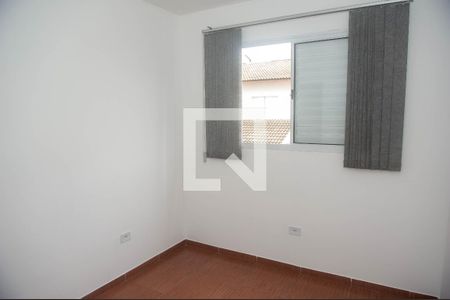 Quarto 2 de apartamento para alugar com 3 quartos, 57m² em Vila Miranda, Itaquaquecetuba