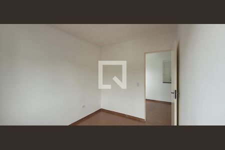 Quarto 2 de apartamento para alugar com 3 quartos, 57m² em Vila Miranda, Itaquaquecetuba