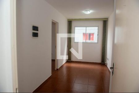 Sala de apartamento para alugar com 3 quartos, 57m² em Vila Miranda, Itaquaquecetuba