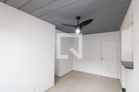 Sala de apartamento para alugar com 2 quartos, 50m² em Campo Grande, Rio de Janeiro