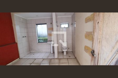 Banheiro 2 de casa à venda com 2 quartos, 350m² em Vila Tramontano, São Paulo