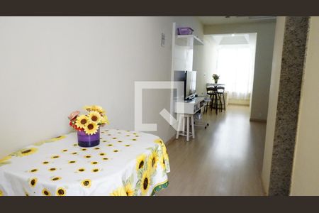 Sala de apartamento à venda com 2 quartos, 72m² em Tanque, Rio de Janeiro