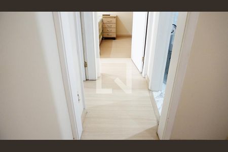 Corredor de apartamento à venda com 2 quartos, 72m² em Tanque, Rio de Janeiro