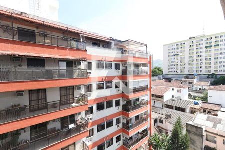 Sala vista de apartamento para alugar com 3 quartos, 93m² em Todos Os Santos, Rio de Janeiro