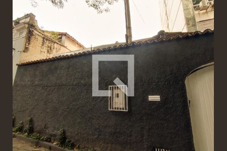 Studio para alugar com 160m², 2 quartos e sem vaga Studio para alugar com 160m², 2 quartos e sem vagaFachada