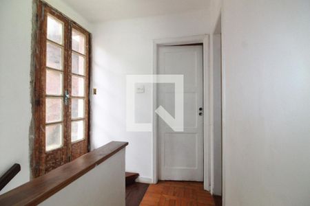 Studio para alugar com 160m², 2 quartos e sem vaga Studio para alugar com 160m², 2 quartos e sem vagaCorredores