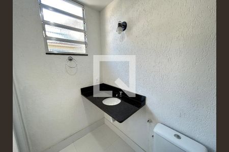 Banheiro da Suíte de casa para alugar com 2 quartos, 170m² em Maria da Graça, Rio de Janeiro