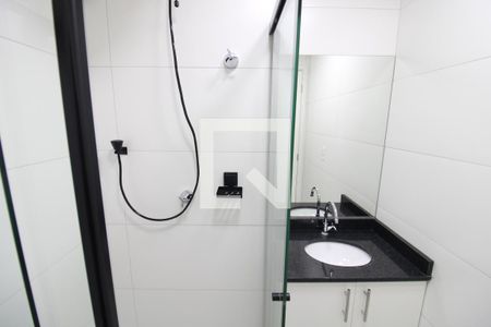 Banheiro de kitnet/studio para alugar com 1 quarto, 28m² em Jardim São Paulo(zona Norte), São Paulo