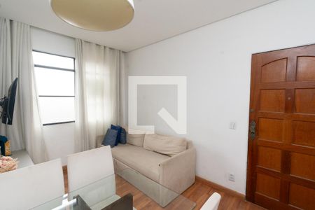 Sala de apartamento para alugar com 3 quartos, 54m² em Eldorado, Contagem