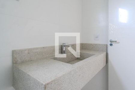 Casa à venda com 284m², 3 quartos e 4 vagas Casa à venda com 284m², 3 quartos e 4 vagasBanheiro Social