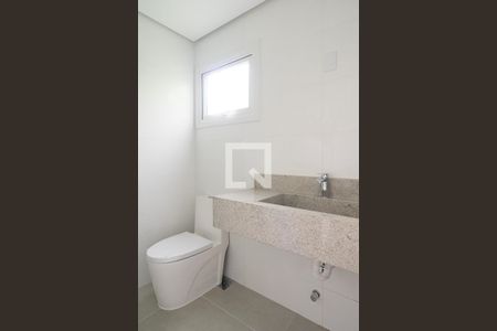 Casa à venda com 284m², 3 quartos e 4 vagas Casa à venda com 284m², 3 quartos e 4 vagasBanheiro Social