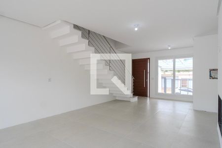 Sala de casa à venda com 3 quartos, 284m² em Camaquã, Porto Alegre