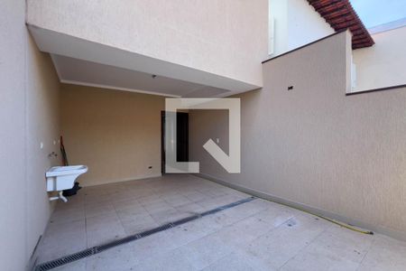 Casa à venda com 141m², 3 quartos e 3 vagas Casa à venda com 141m², 3 quartos e 3 vagasQuintal e área de serviço