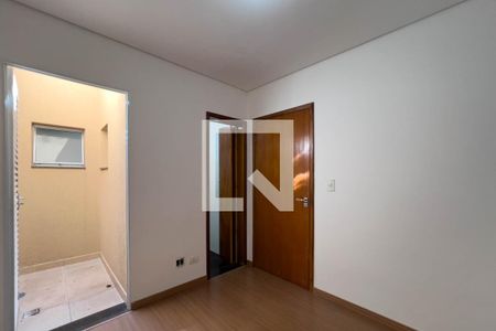 Casa à venda com 141m², 3 quartos e 3 vagas Casa à venda com 141m², 3 quartos e 3 vagasQuarto 3