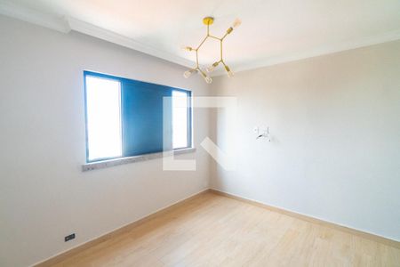 Suite de apartamento à venda com 3 quartos, 180m² em Vila Alexandria, São Paulo