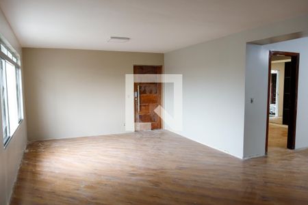 sala de casa para alugar com 3 quartos, 200m² em Umuarama, Osasco