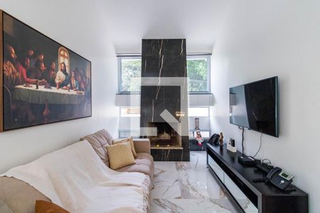 Sala de casa à venda com 3 quartos, 245m² em Lar São Paulo, São Paulo