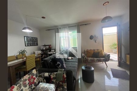 Casa à venda com 3 quartos, 80m² em Vila Mazzei, São Paulo