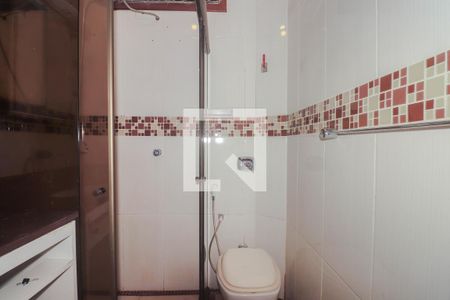 Banheiro de apartamento à venda com 1 quarto, 62m² em Cristo Redentor, Porto Alegre