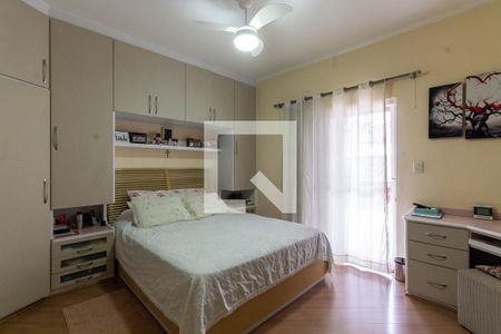 Quarto 1 de casa à venda com 2 quartos, 170m² em Vila Carrão, São Paulo