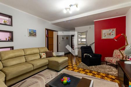 Casa à venda com 170m², 2 quartos e 2 vagasSala