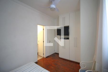 Suíte de apartamento à venda com 4 quartos, 260m² em Santo Antônio, Belo Horizonte