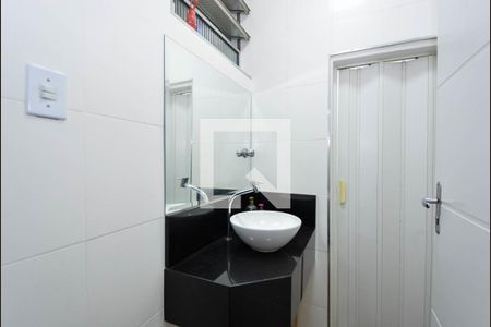 Lavabo de casa à venda com 3 quartos, 175m² em Parque Santo Antonio, Guarulhos