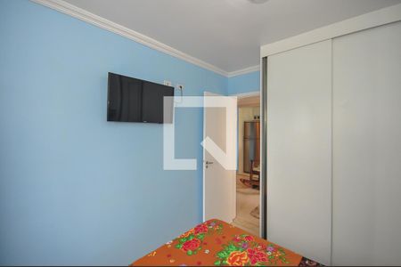 Quarto 1 de apartamento para alugar com 2 quartos, 57m² em Parque Pinheiros, Taboão da Serra