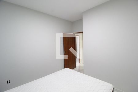 Quarto 1 de casa para alugar com 3 quartos, 250m² em Granada, Uberlândia