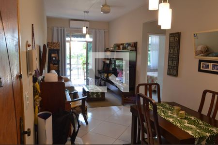 Sala de apartamento à venda com 3 quartos, 74m² em Freguesia (jacarepaguá), Rio de Janeiro