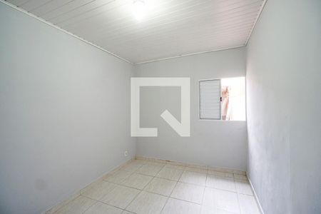 Quarto de casa para alugar com 1 quarto, 65m² em Guaiauna, São Paulo