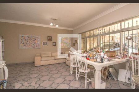 Casa à venda com 164m², 4 quartos e 3 vagasFoto 06