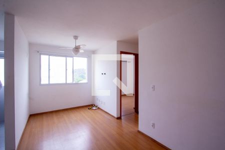 Sala de apartamento para alugar com 2 quartos, 70m² em Colubande, São Gonçalo