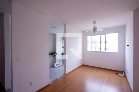 Sala de apartamento para alugar com 2 quartos, 70m² em Colubande, São Gonçalo