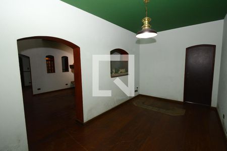 Hall de entrada de casa para alugar com 5 quartos, 600m² em Capela do Socorro, São Paulo