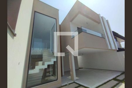 Casa à venda com 3 quartos, 203m² em Camboinhas, Niterói