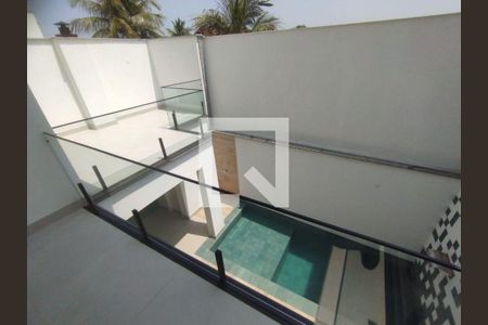 Casa à venda com 3 quartos, 206m² em Camboinhas, Niterói