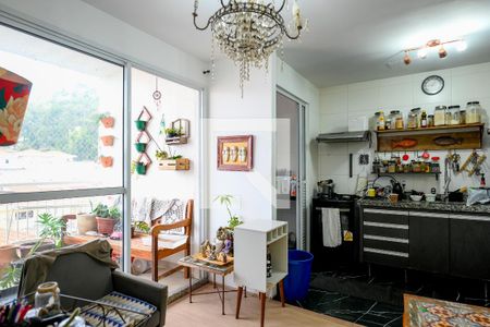 Sala de apartamento para alugar com 3 quartos, 66m² em Vila Dom Pedro I, São Paulo