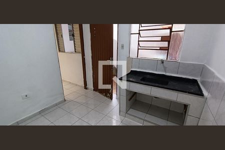 Cozinha de apartamento para alugar com 1 quarto, 50m² em Jardim São Januário, São Paulo