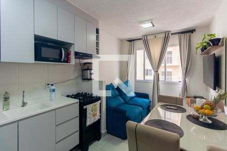 Sala de apartamento para alugar com 2 quartos, 40m² em Vila Ema, São Paulo