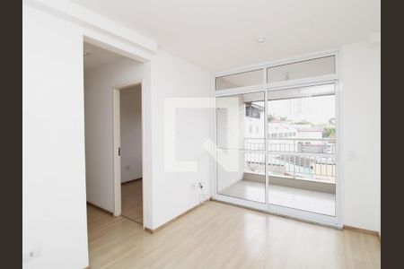 Sala de apartamento para alugar com 2 quartos, 52m² em Vila Gustavo, São Paulo